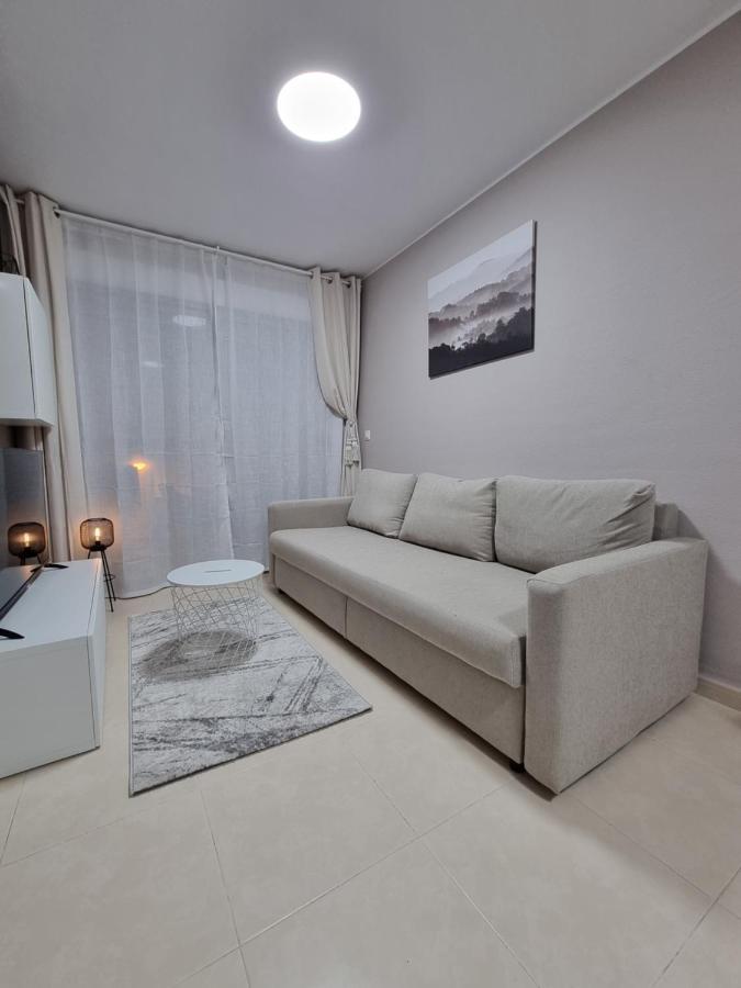 Luxury Evita Apartments In Torrevieja Kültér fotó